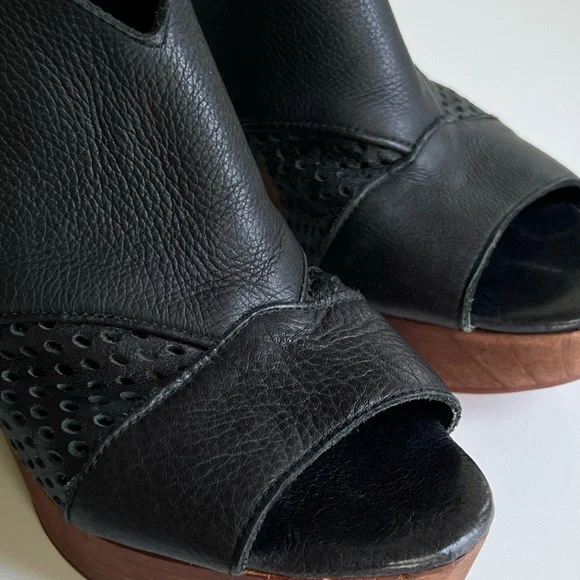 Free People Black Leather Mules with Brown Heels - Picture 15 of 15